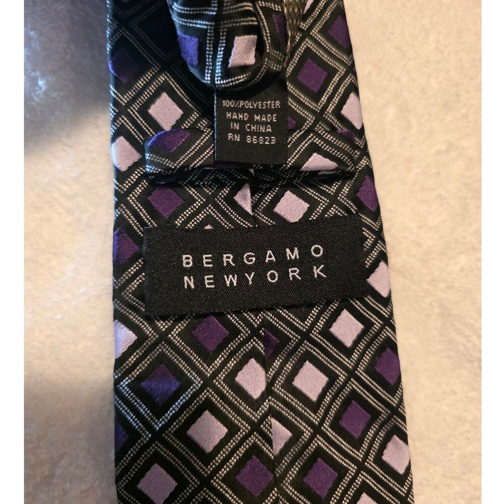 Bergamo New York purple grey white square geometric print tie - 59" - career - Picture 3 of 5